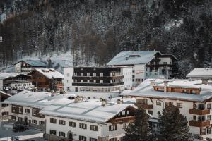 Berghotel-Gasthof Gstrein v zime