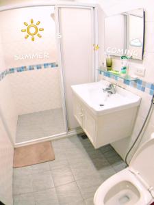 Bathroom sa Home is Love house Homestay