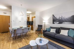 Posedenie v ubytovaní Pleasure Place Apartment