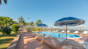 Bazén v ubytování VILLA INGRID 12, Emma Villas nebo v jeho okolí