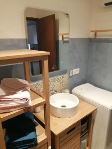Zdjęcie z galerii obiektu Charmante maison proche centre ville w mieście Saint-Rémy-de-Provence