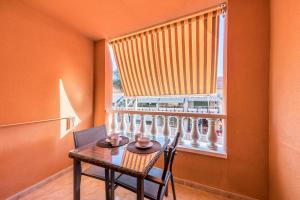 Balkón alebo terasa v ubytovaní MEDANO4YOU Los Viajeros Holiday Home