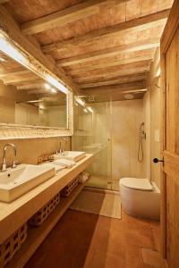 Phòng tắm tại Villa Bobolino