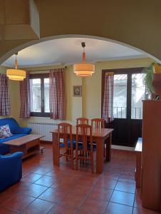 Fotografie z fotogalerie ubytování Apartamentos El Brezo v destinaci Albarracín