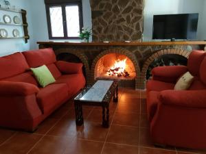 A seating area at Casa Rural La Moraleja