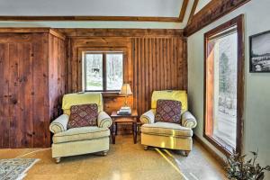 Fotografie z fotogalerie ubytování 8 Mi to Okemo Mtn Charming Ludlow Studio! v destinaci Ludlow