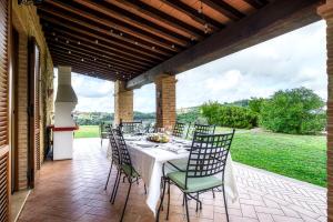 Κήπος έξω από το Casa Ora d'Oro - PANORAMIC VIEWS / POOL / PRIVATE GARDEN