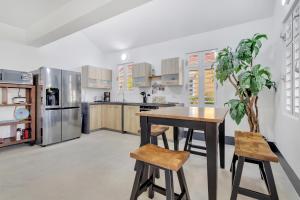 Kjøkken eller kjøkkenkrok på Blue Breeze Apartment in Water Villas
