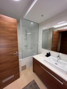 Koupelna v ubytování Apartman B328-Aparthotel Vučko Jahorina