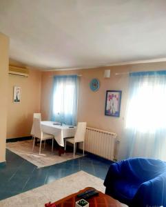 Afbeelding uit fotogalerij van Centre two bedrooms apartment in Podgorica +31 foto's