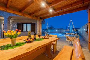 Fotografia z galérie ubytovania Villa Kamen ZadarVillas v destinácii Pridraga