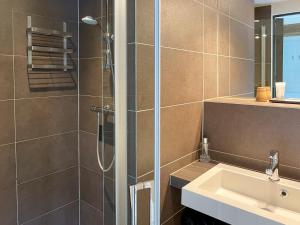 Ein Badezimmer in der Unterkunft B&B De Paenhoeve