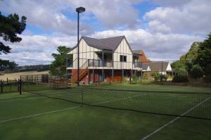 Tennis- og/eða veggtennisaðstaða á The View on Grossmans eða í nágrenninu