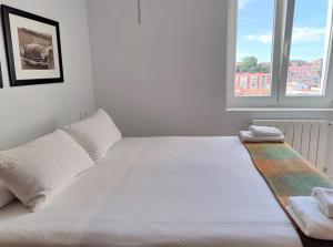 Posteľ alebo postele v izbe v ubytovaní Vistas preciosas recién reformado 2 dormitorios dobles