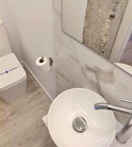 Kúpeľňa v ubytovaní Vistas preciosas recién reformado 2 dormitorios dobles