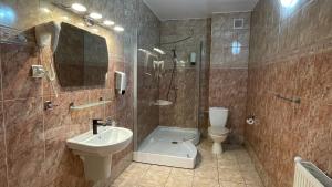Łazienka w obiekcie HOTEL - Pałac Słonowice