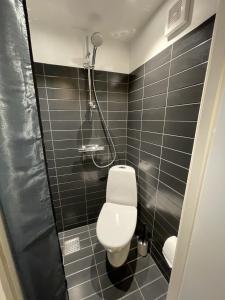 Vannituba majutusasutuses aday - Studio Apartment in the heart of Aalborg