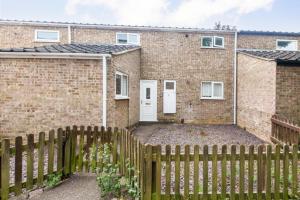 Το κτήριο όπου στεγάζεται  το διαμέρισμα