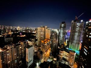 台中市景观或在公寓看到的城市景观