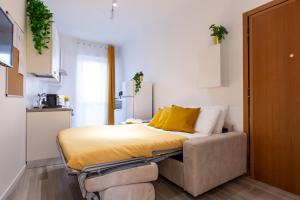 A kitchen or kitchenette at Milano City Apartments - Stylish House Free WiFi-Parking-Airport