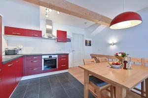Dapur atau dapur kecil di Chalet am Breitenberg Appartement CB 09 +12 gambar