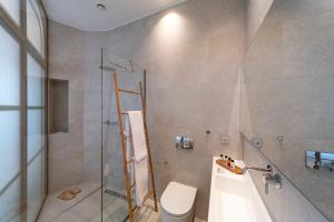 Kúpeľňa v ubytovaní Naillac Elite Suites