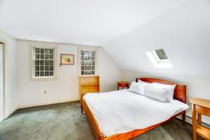 Ένα ή περισσότερα κρεβάτια σε δωμάτιο στο Willard Road Hideaway