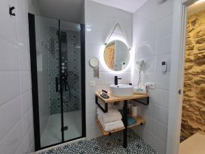 Fotografia z galérie ubytovania El Edén Casas Rurales con Piscina y Jacuzzi v destinácii Montánchez