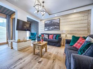 Posedenie v ubytovaní VisitZakopane - Coral Spa Apartment