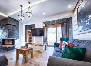Posedenie v ubytovaní VisitZakopane - Coral Spa Apartment