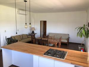 Nhà bếp/bếp nhỏ tại Quinta al sur - Quinta con pileta en Paraná