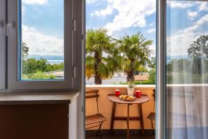 Balkón alebo terasa v ubytovaní Apartmani Gabi