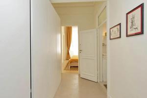 Kép ELEGANT APARTMENT IN THE HEART OF ROME-NAVONA AREA szállásáról Rómában a galériában