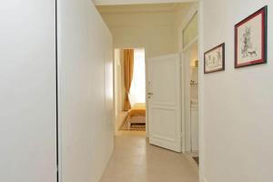 Kép ELEGANT APARTMENT IN THE HEART OF ROME-NAVONA AREA szállásáról Rómában a galériában