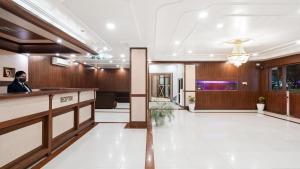 Lobbyen eller receptionen på Niranjana Hotel Bodhgaya