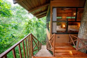 Balkón nebo terasa v ubytování Maquenque Ecolodge