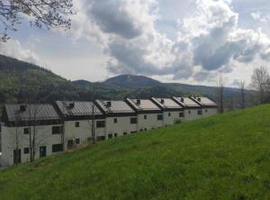 Výhľad na hory alebo výhľad na hory priamo z apartmánu