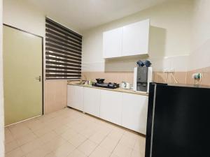 Kuchyň nebo kuchyňský kout v ubytování WiseDecision homeStay + 9 fotografií