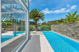 Πισίνα στο ή κοντά στο Luxurious Portsea Lakehouse
