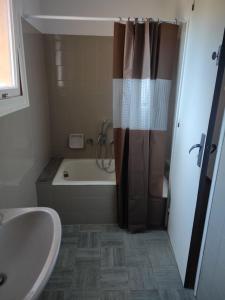 Vannituba majutusasutuses Apartamentos Can bruguera 2