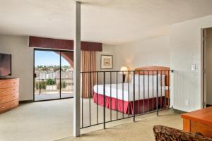 Afbeelding uit fotogalerij van Golden Sails Hotel in Long Beach
