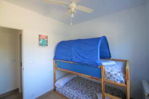 Łóżko lub łóżka w pokoju w obiekcie Chalet CasaTuris en Urb. La Font Sant Joan d´Alacant CH102