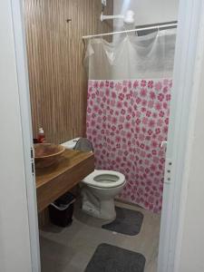 Phòng tắm tại Casa em Ubatuba.