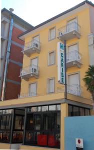 Budova, kde se hotel nachází