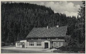 Budova, v ktorej sa apartmán nachádza
