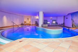 Bazén v ubytování Hotel Landhaus an de Dün nebo v jeho okolí