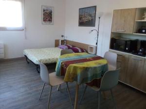 Η κουζίνα ή μικρή κουζίνα στο Catalane 412, ideale rando