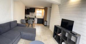 Kuchyň nebo kuchyňský kout v ubytování T2 RESIDENCE NATURISTE Aphrodite Leucate + 6 fotografií