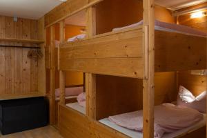 Letto o letti in una camera di Skihütte Zams
