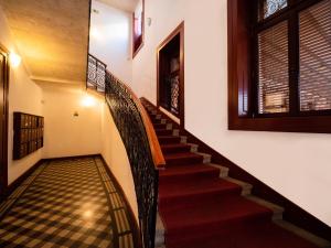 Kép Cozy Central Apt with Garage at GOZSDU Passage szállásáról Budapesten a galériában
